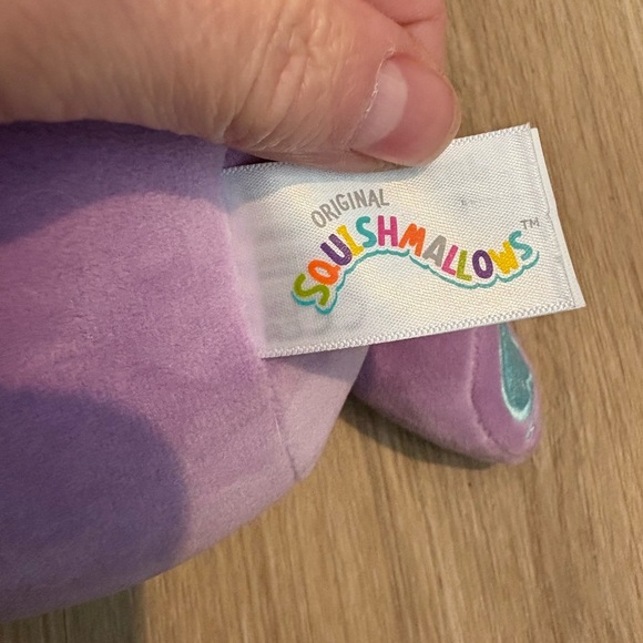 Eden the Bigfoot Purple Rainbow 10” Squishmallow Plush Toy with Hearts Jazwares - Picture 4 of 11